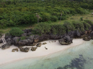 sandira-beach
